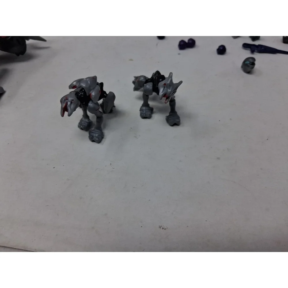 Mega Bloks Construx Halo/Covenant Mini Figures Lot Of:22  and Accessories/Read I